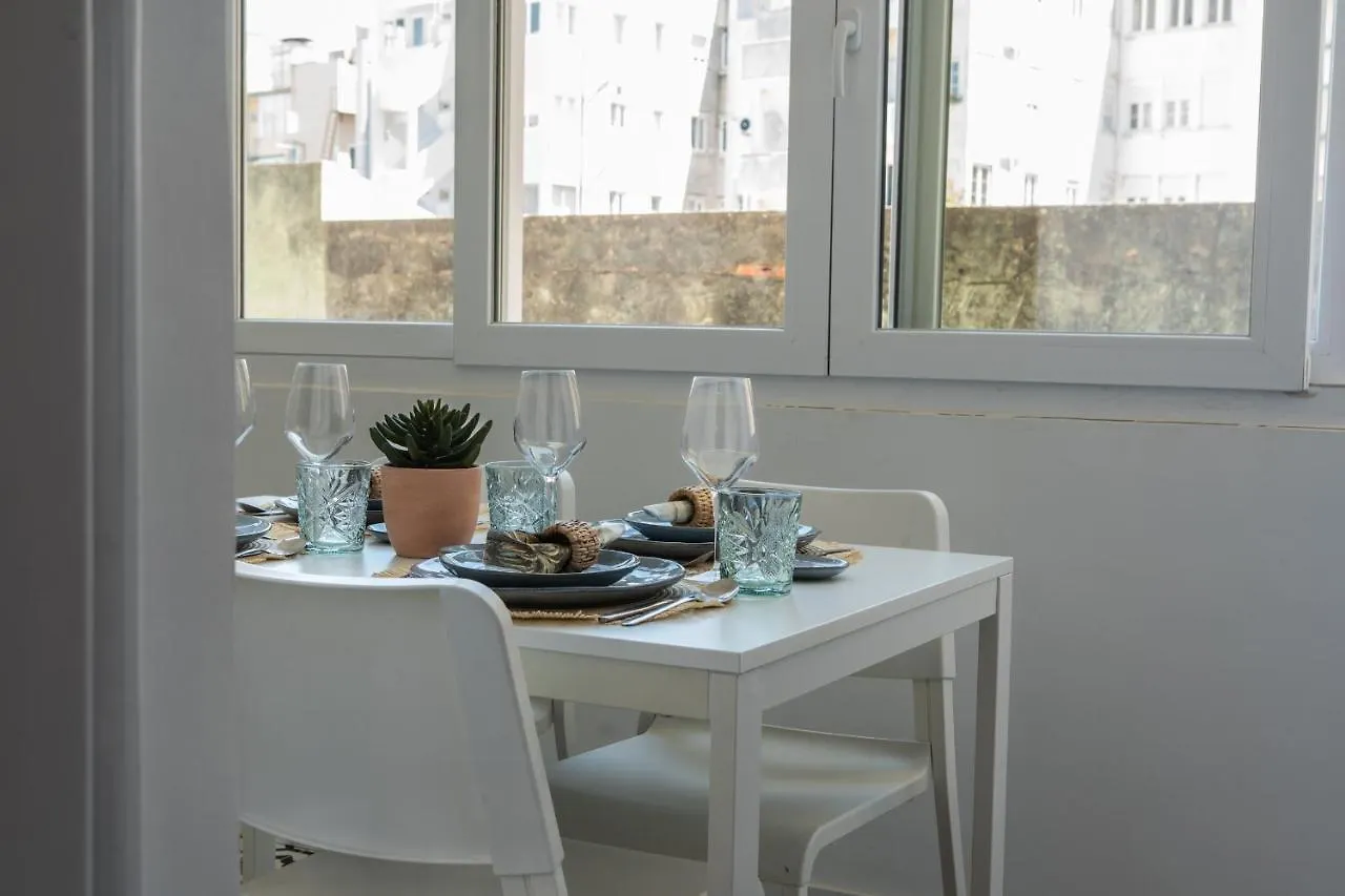 Succeed Campo Pequeno Suites Lisboa